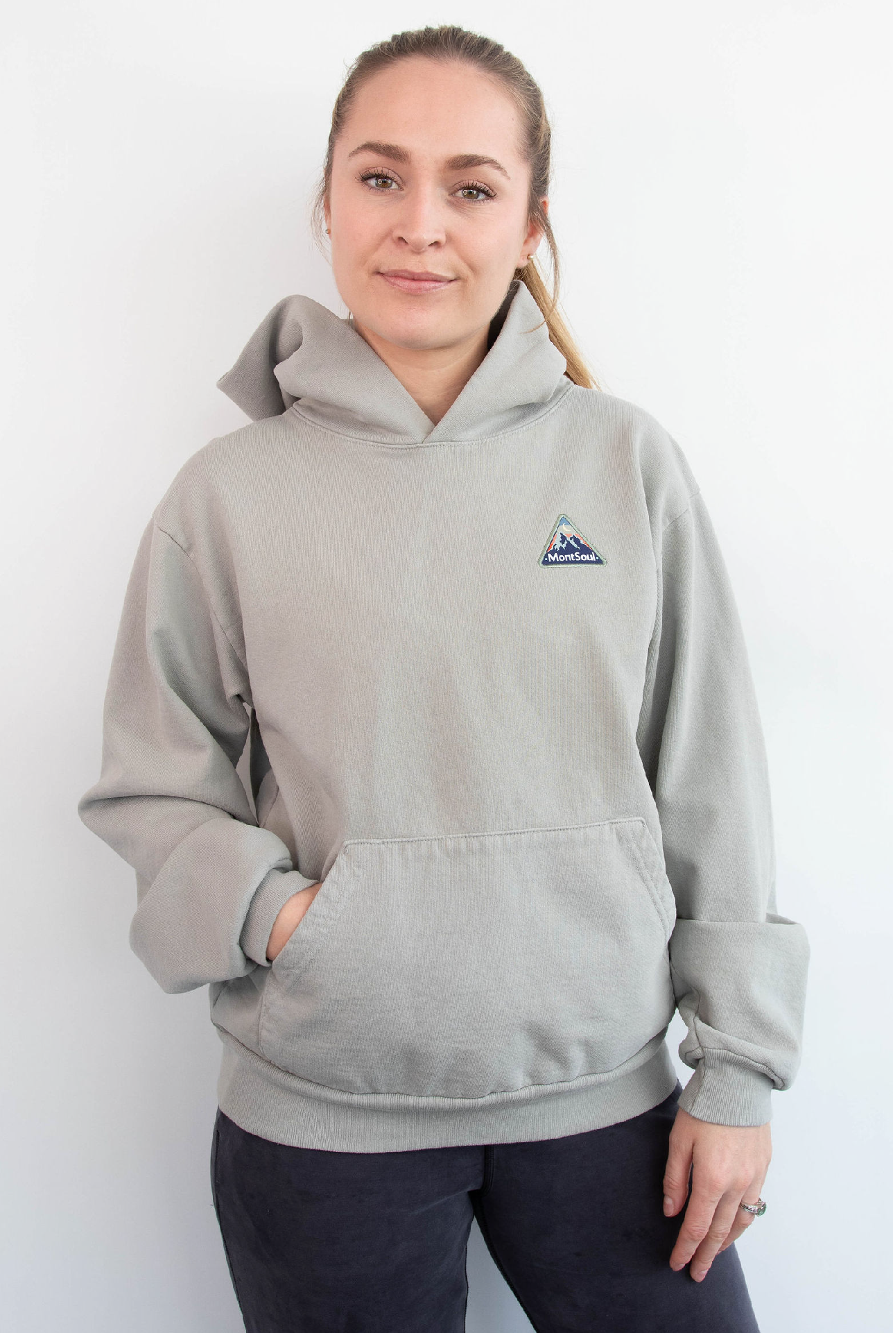 The Camp Hoodie | MontSoul The Camp Hoodie | MontSoul
